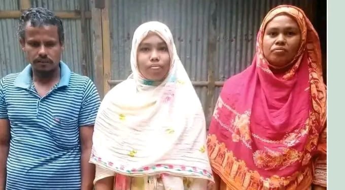 অর্থভাবে ঢাবিতে ভর্তি অনিশ্চিত প্রতিবন্ধী বাবার মেধাবী কন্যা শাহনাজের।