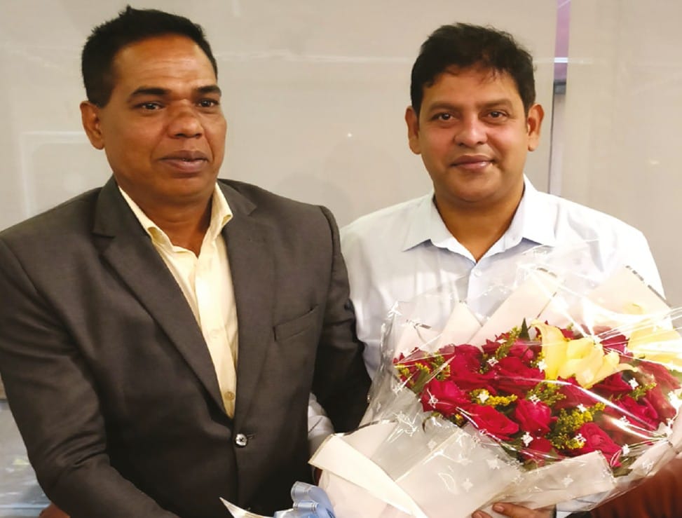 সংসদ সদস্য মোস্তাফিজুর রহমান ভূঁইয়া দিপুর পক্ষ থেকে রূপগঞ্জ বাসিকে ঈদ উল ফিতরের শুভেচ্ছা জানিয়েছেন / মোমেন মিয়া