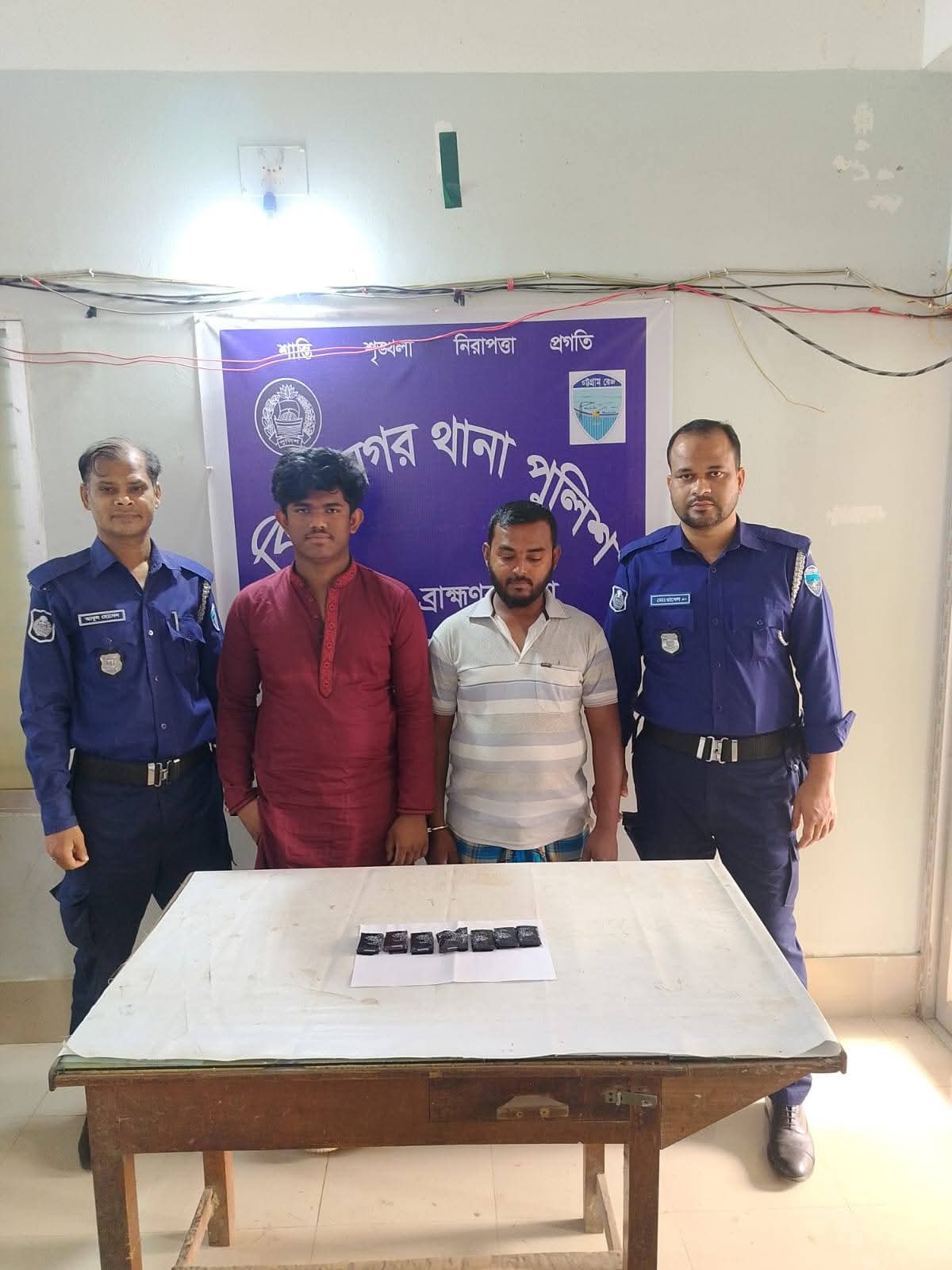 বিজয়নগর থানা পুলিশ কর্তৃক ১৪০০ (এক হাজার চারশত) পিস ইয়াবা ট্যাবেলট উদ্ধার;