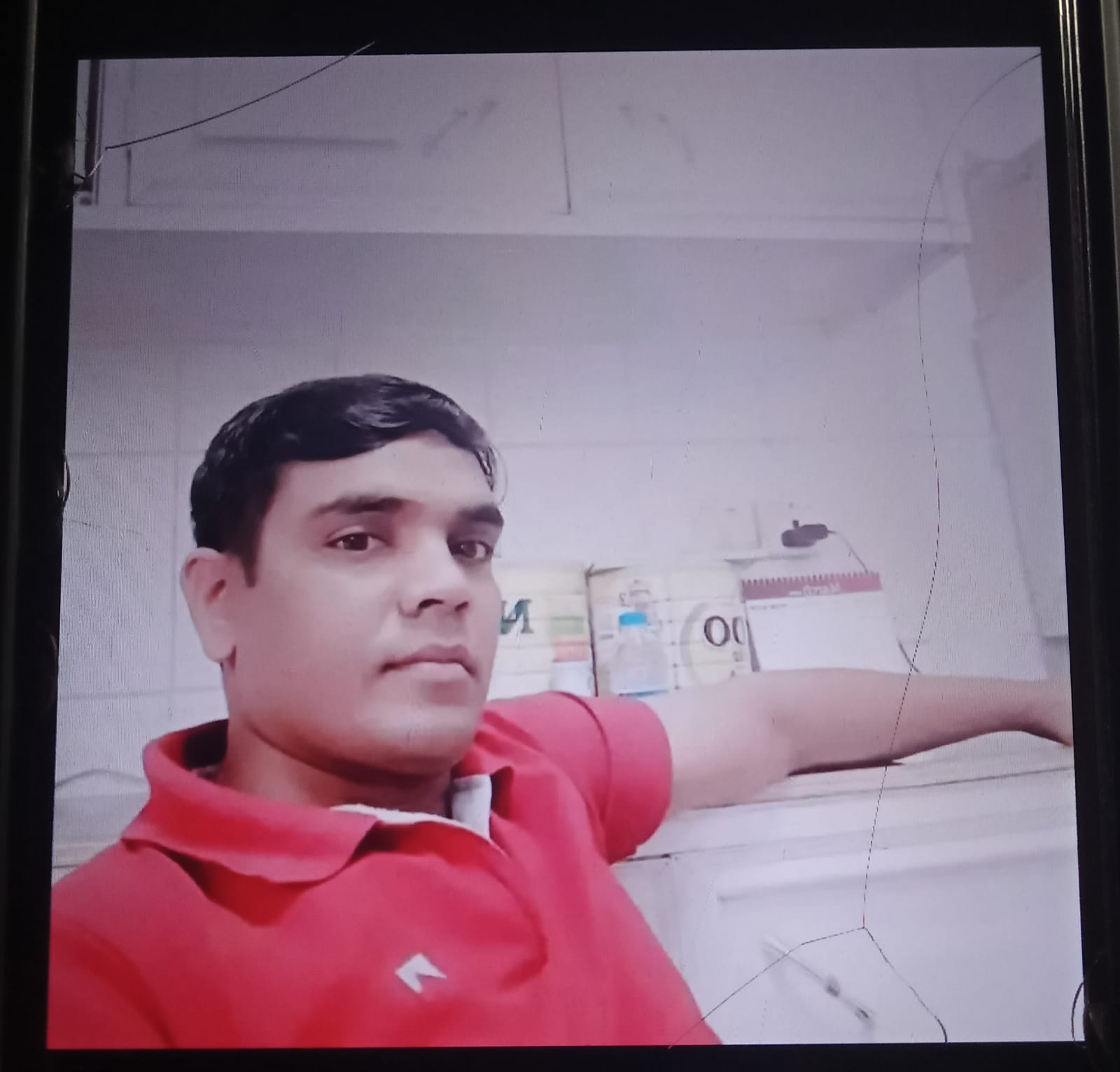 বিজয়নগর উপজেলার পত্তন ইউনিয়নের চকবাজারে কুটির শিল্প ব্যবসায়ীর দোকান লুটের অভিযোগ।