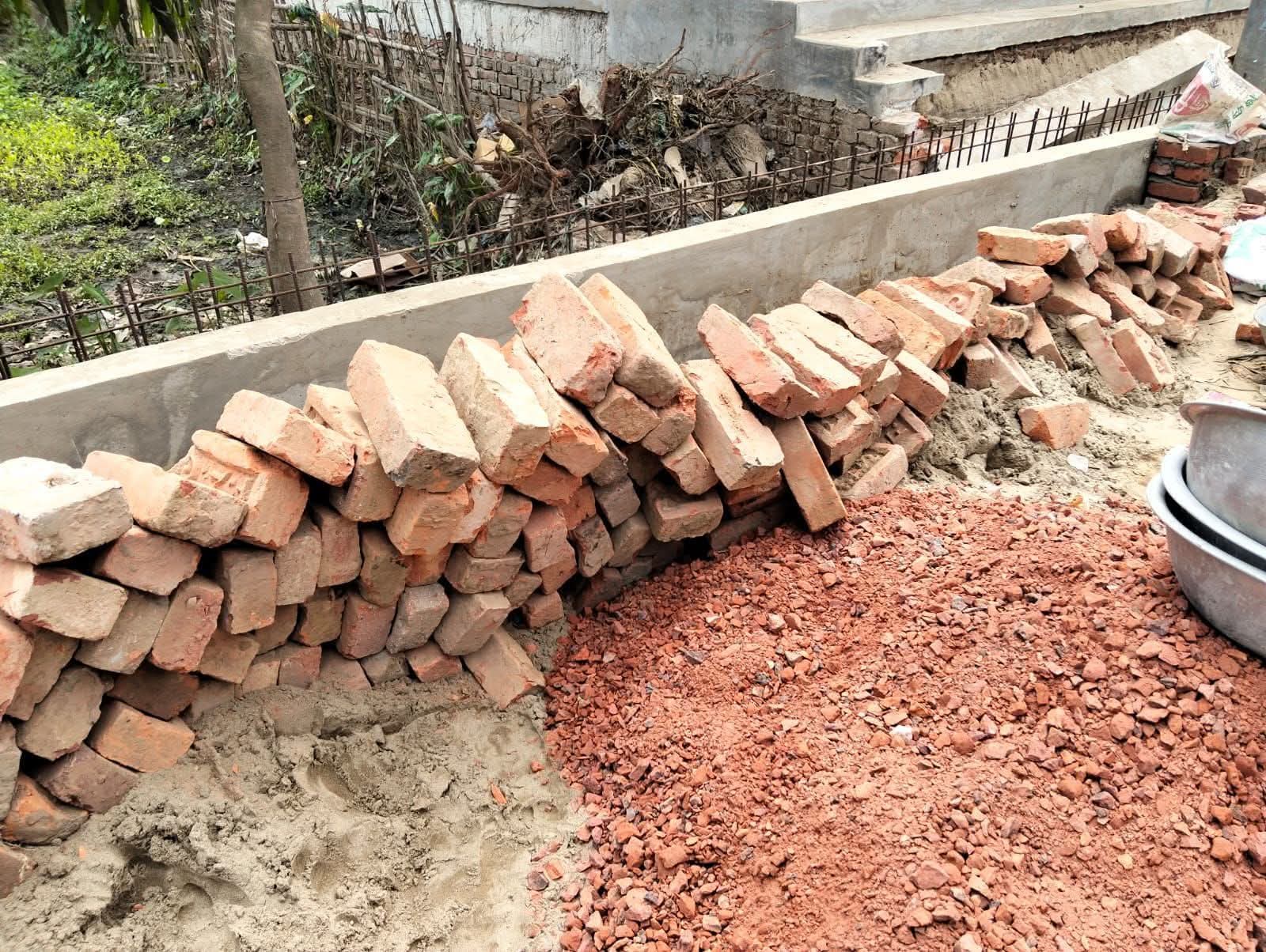 চকরিয়া উপজেলার বমু বিলছড়ি ইউনিয়নে সরকারের উন্নয়ন কাজে ব্যাপক দূর্নীতি চলছে