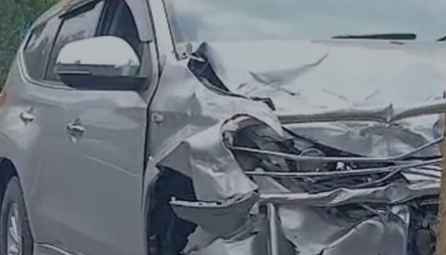 পটিয়ায় বাসের ধাক্কায় বান্দরবান জেলা পরিষদ চেয়ারম্যানের স্ত্রী আহত