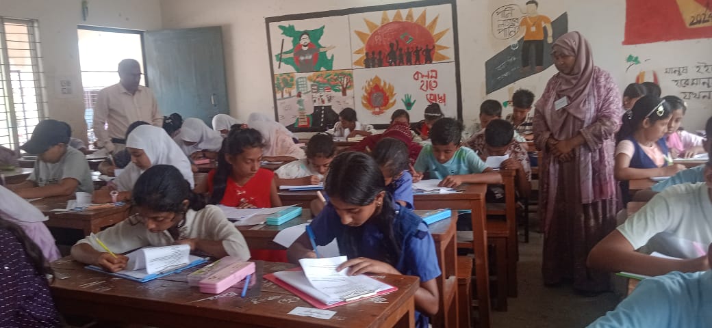 ধামইরহাটে প্রাথমিক বৃত্তি পরীক্ষা -২০২৫ অনু্ষ্ঠিত